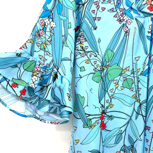 Nanette Nanette Lepore size small blouse pullover light blue floral - Picture 4 of 7